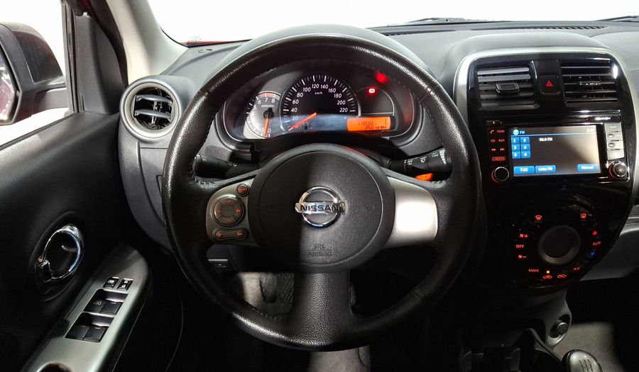 Nissan March 1.6 MARCH SR NAVI MT Hatchback 2015