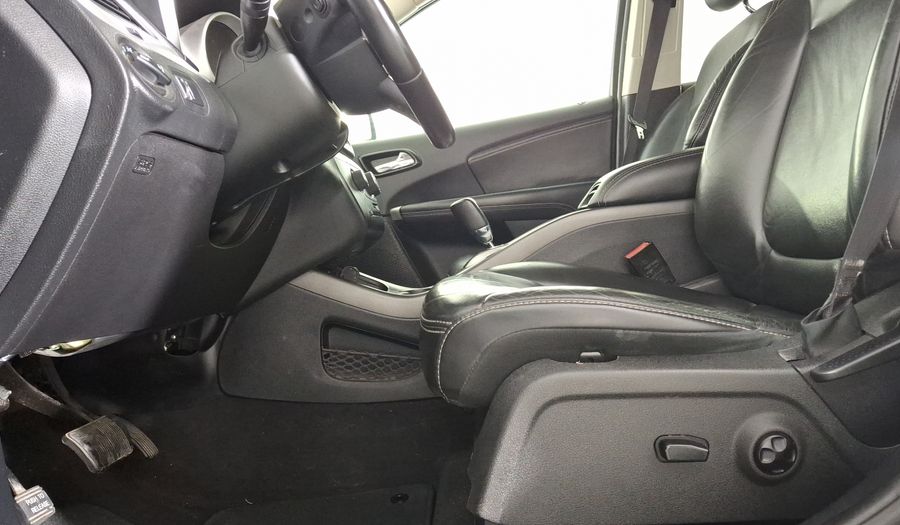Dodge Journey 2.4 SXT+ 7 LUJO Suv 2017