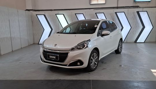 Peugeot • 208