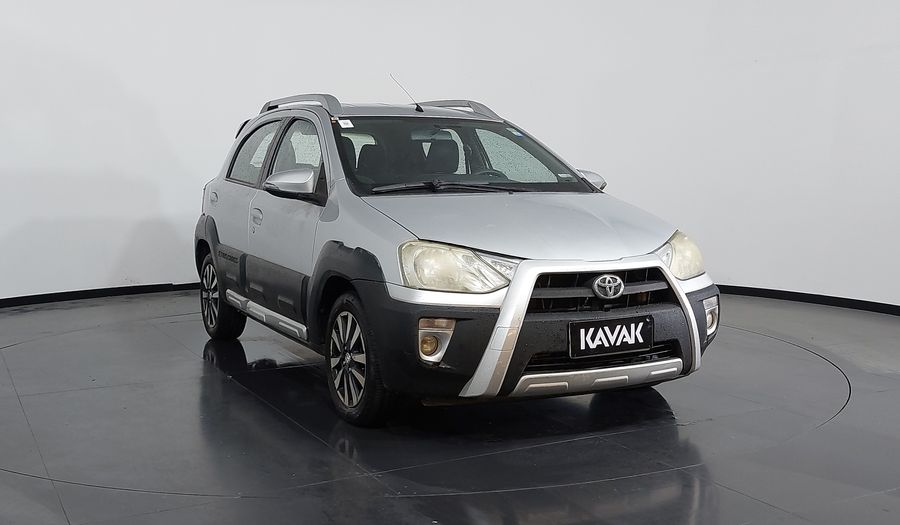 Toyota Etios 1.5 T-FLEX CROSS Hatchback 2014