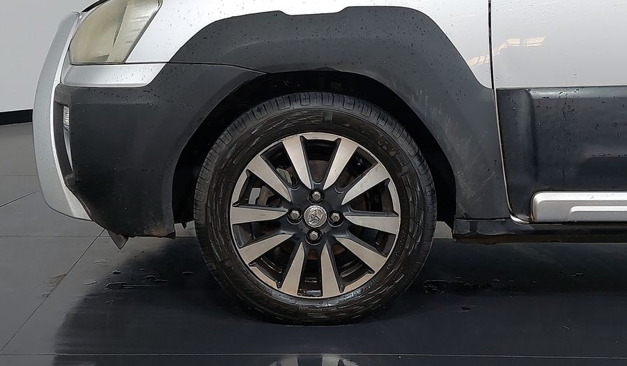 Toyota Etios 1.5 T-FLEX CROSS Hatchback 2014