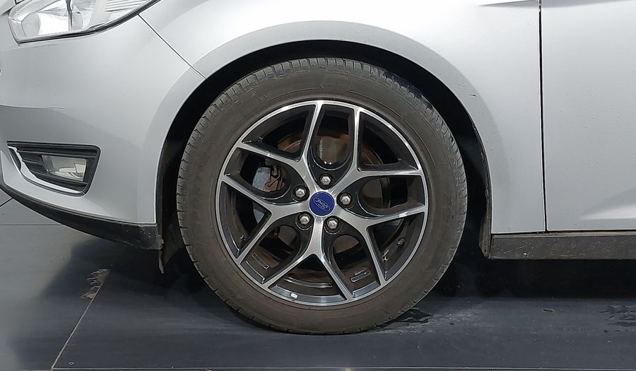 Ford Focus 2.0 TITANIUM AT Hatchback 2016