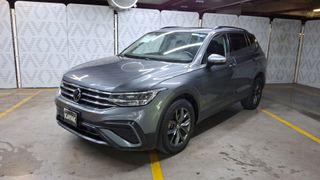 Volkswagen • Tiguan