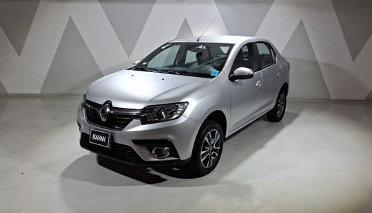 Renault • Logan