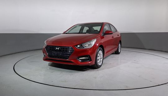 Hyundai • Accent