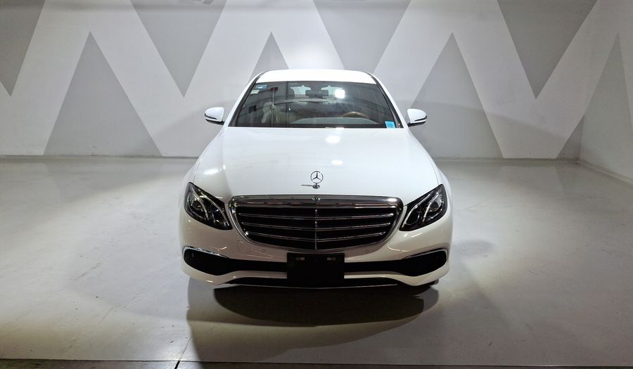 Mercedes Benz Clase E 2.0 200 EXCLUSIVE AUTO Sedan 2020