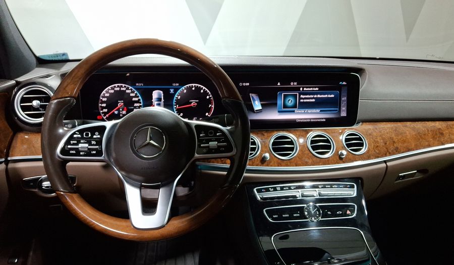Mercedes Benz Clase E 2.0 200 EXCLUSIVE AUTO Sedan 2020