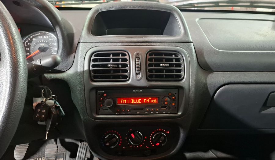 Renault Clio 1.1 CONFORT Hatchback 2014