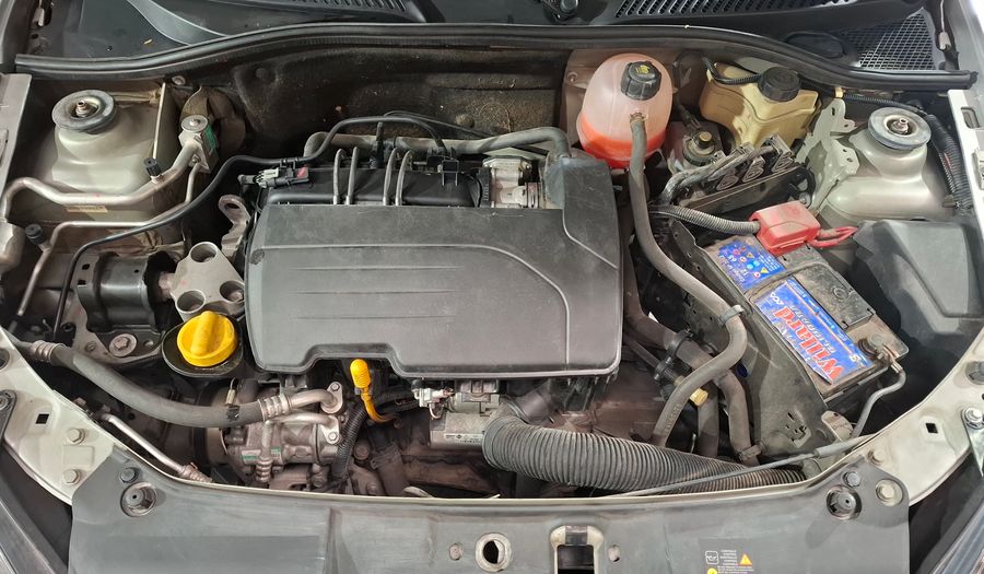 Renault Clio 1.1 CONFORT Hatchback 2014
