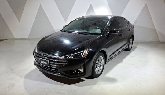 Hyundai • Elantra