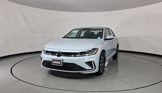Volkswagen • Jetta