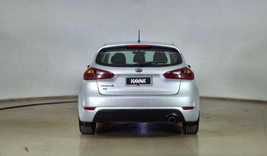 Kia Cerato 5 1.6 SX DAB AC ABS Hatchback 2015