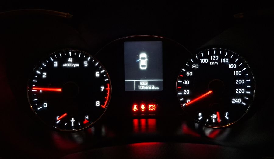 Kia Cerato 5 1.6 SX DAB AC ABS Hatchback 2015