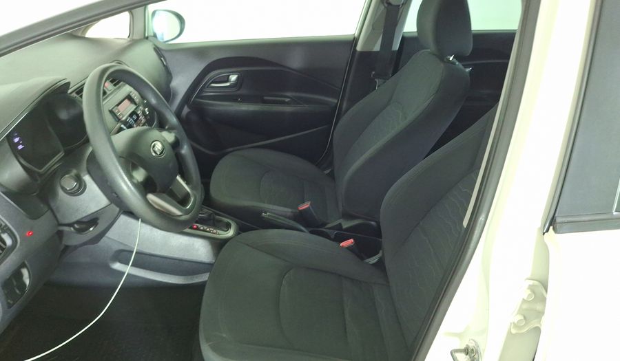 Kia Rio 4 1.4 EX AUTO AC AB Sedan 2013