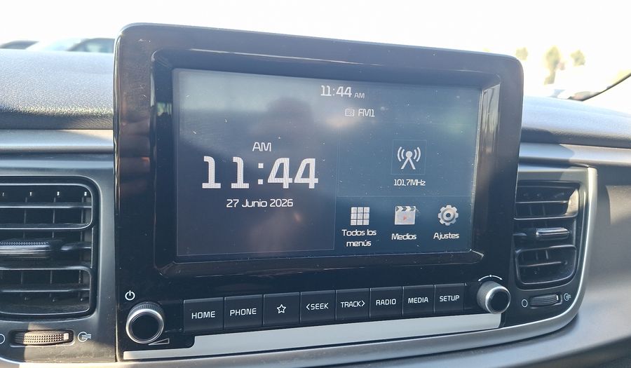 Kia Rio 4 1.4 LX AC Sedan 2022
