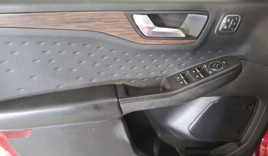 Ford Escape 2.0 ECOBOOST TITANIUM AUTO Suv 2020