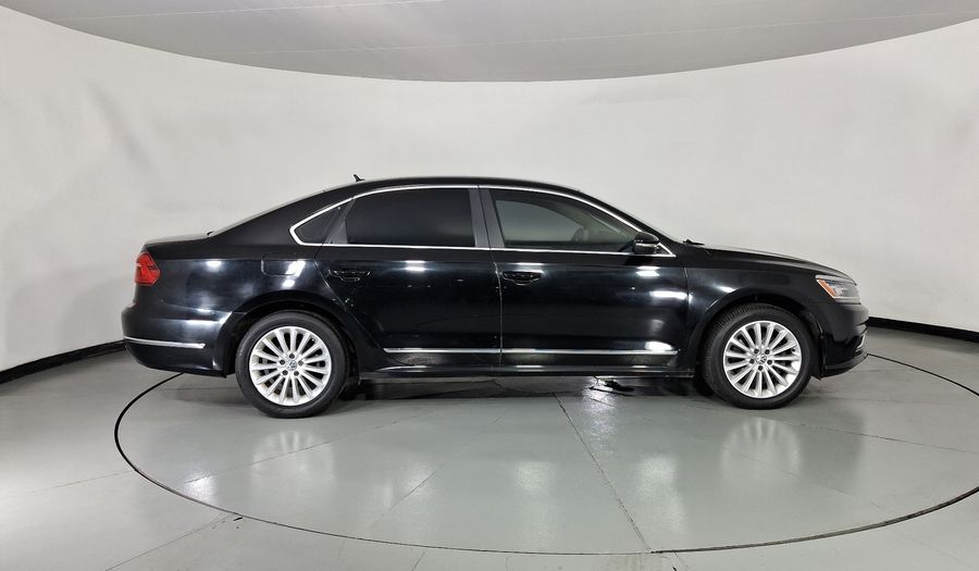 Volkswagen Passat 2.5 HIGHLINE Sedan 2016
