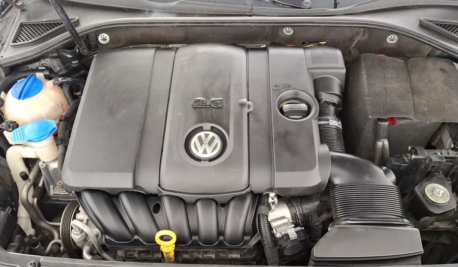 Volkswagen Passat 2.5 HIGHLINE Sedan 2016