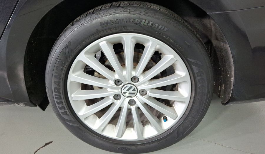 Volkswagen Passat 2.5 HIGHLINE Sedan 2016