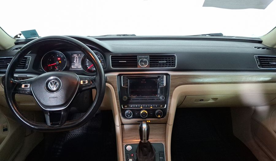 Volkswagen Passat 2.5 HIGHLINE Sedan 2016