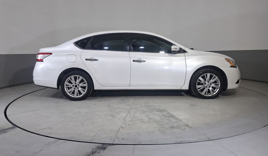 Nissan Sentra 1.8 EXCLUSIVE NAVI CVT Sedan 2016