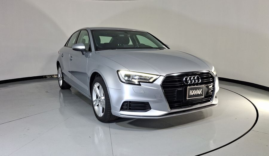 Audi A3 1.4 35 TFSI DYNAMIC DCT Sedan 2020