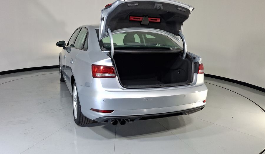 Audi A3 1.4 35 TFSI DYNAMIC DCT Sedan 2020