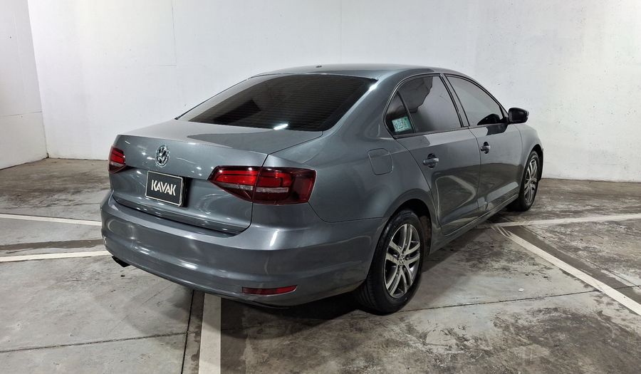 Volkswagen Jetta 2.0 LIVE TIP. Sedan 2016