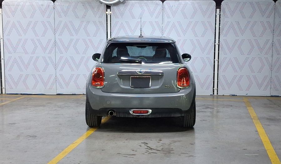 Mini Cooper 1.5 COOPER CHILI Hatchback 2016