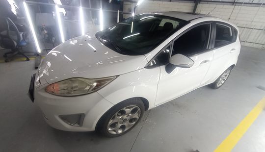 Ford • Fiesta Kinetic Design