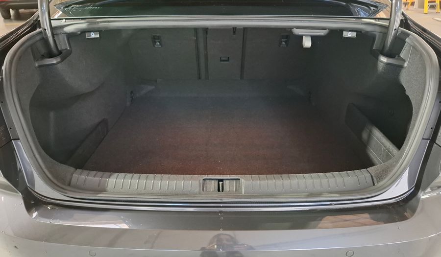 Volkswagen Passat 2.0 TSI DSG HIGHLINE Sedan 2018