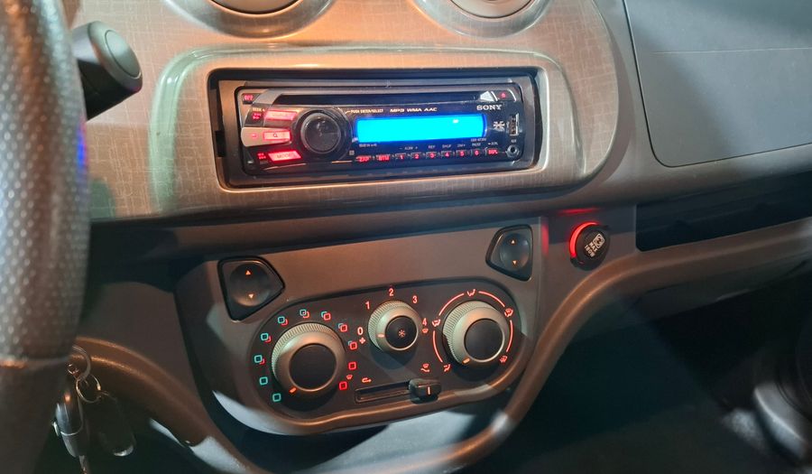 Fiat Uno 1.4 8V WAY 5P Hatchback 2011