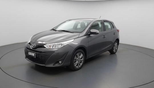 Toyota • Yaris