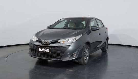 Toyota • Yaris