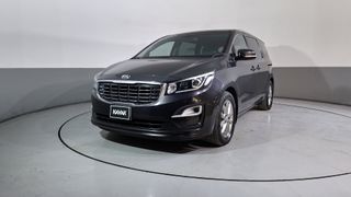 Kia • Sedona