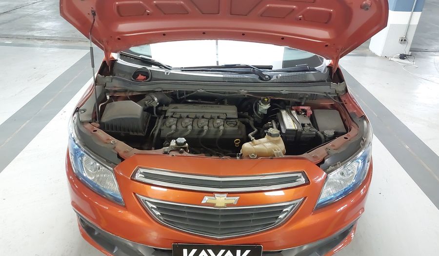 Chevrolet Onix 1.0 SPE/4 LOLLAPALOOZA Hatchback 2014