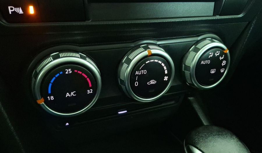Mazda 3 2.0 SKYACTIV-G GT AUTO Hatchback 2015