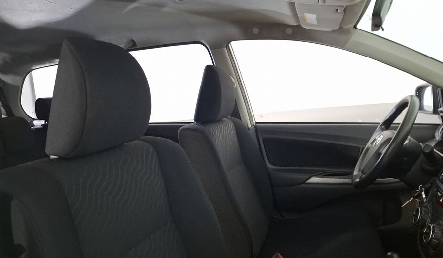 Toyota Avanza 1.5 PREMIUM AT Minivan 2016
