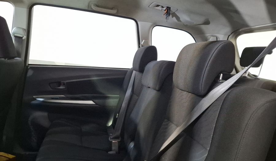 Toyota Avanza 1.5 PREMIUM AT Minivan 2016