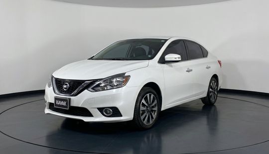 Nissan • Sentra