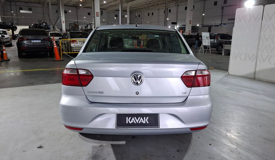 Volkswagen Voyage 1.6 COMFORTLINE Sedan 2013