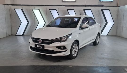 Fiat • Cronos