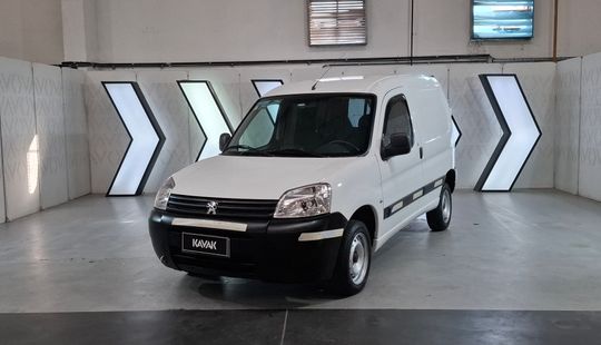 Peugeot • Partner