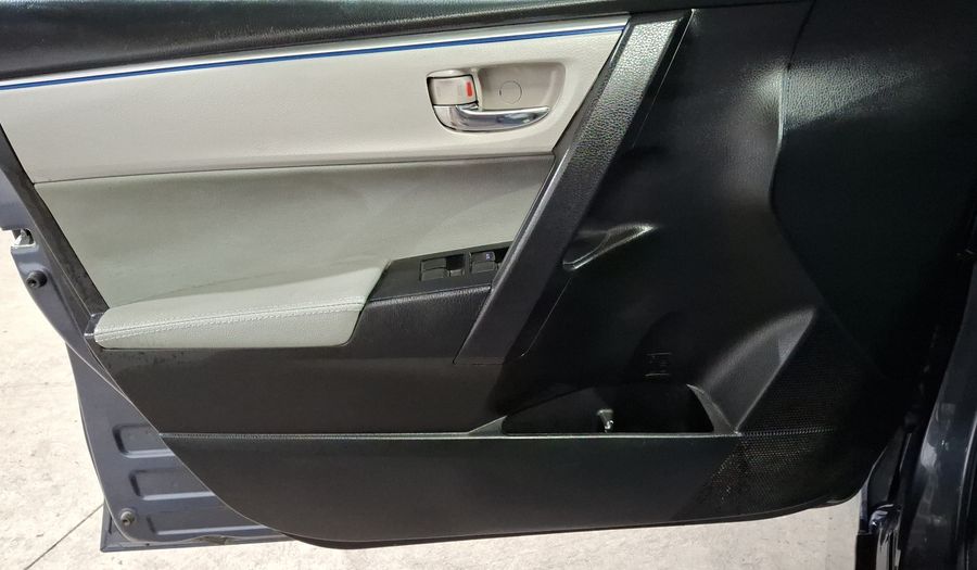 Toyota Corolla 1.8 LE CVT Sedan 2016