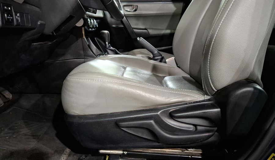 Toyota Corolla 1.8 LE CVT Sedan 2016