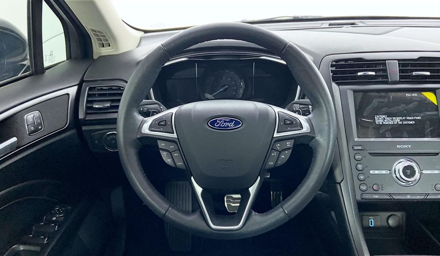Ford Fusion 2.0 GTDI TITANIUM PLUS AT Sedan 2017