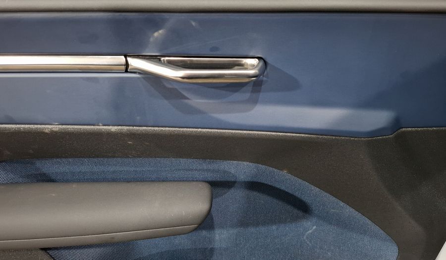 Volvo Ex30 BEV 69KWH PLUS AUTO Suv 2025