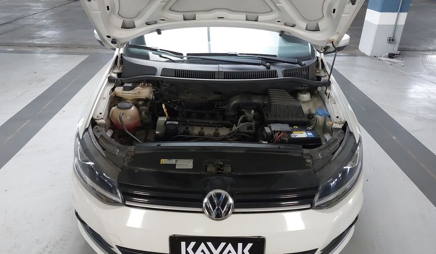 Volkswagen Fox 1.6 CONNECT Hatchback 2018