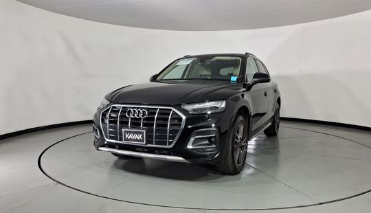 Audi • Q5