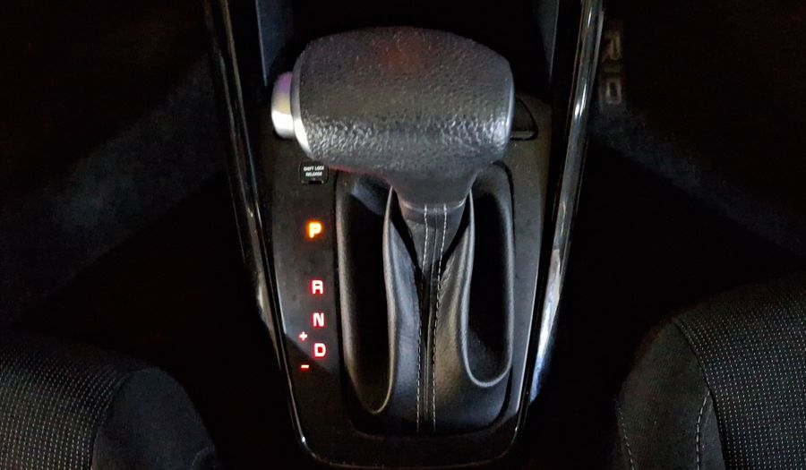 Kia Rio 1.6 EX AUTO Hatchback 2021